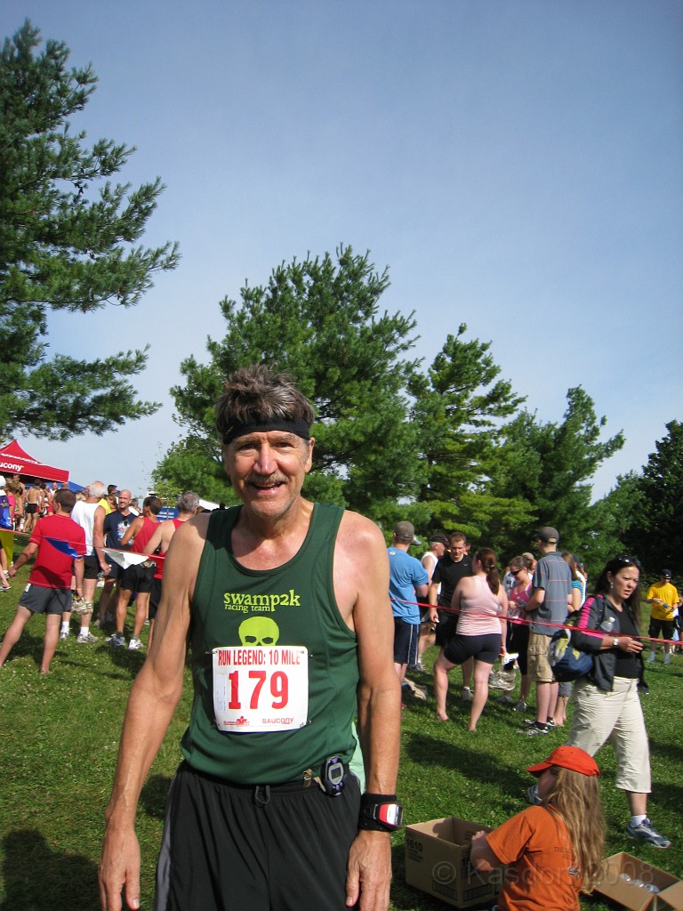 The Legend 10M 2009 024.jpg - The Legend, a nice 10 Mile trail race at Sleepy Hollow state park in Michigan. These are some pictures from the 2009 running of the race.